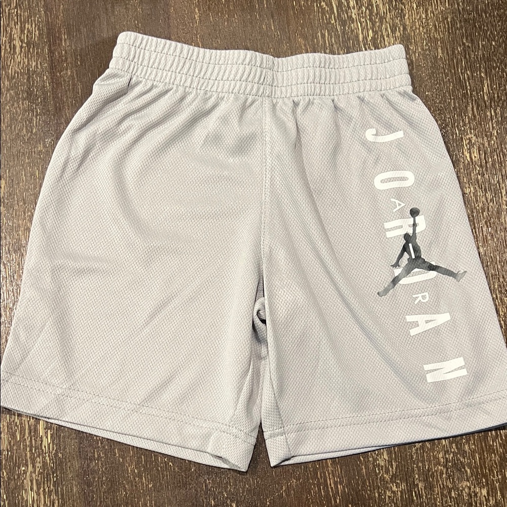 Jordan Kids Light Gray Shorts